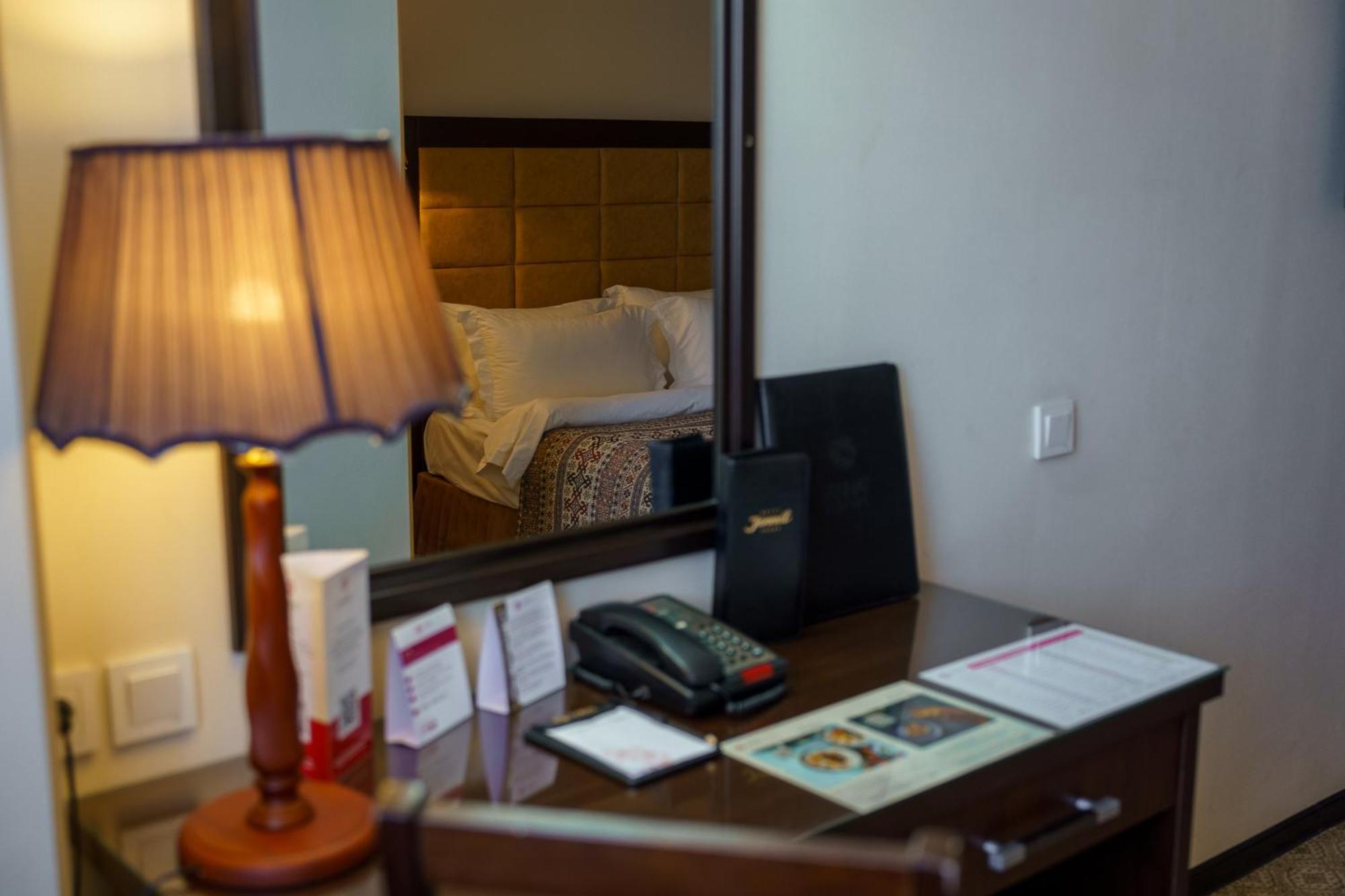 Hotel Jannat Regency Biszkek Zewnętrze zdjęcie