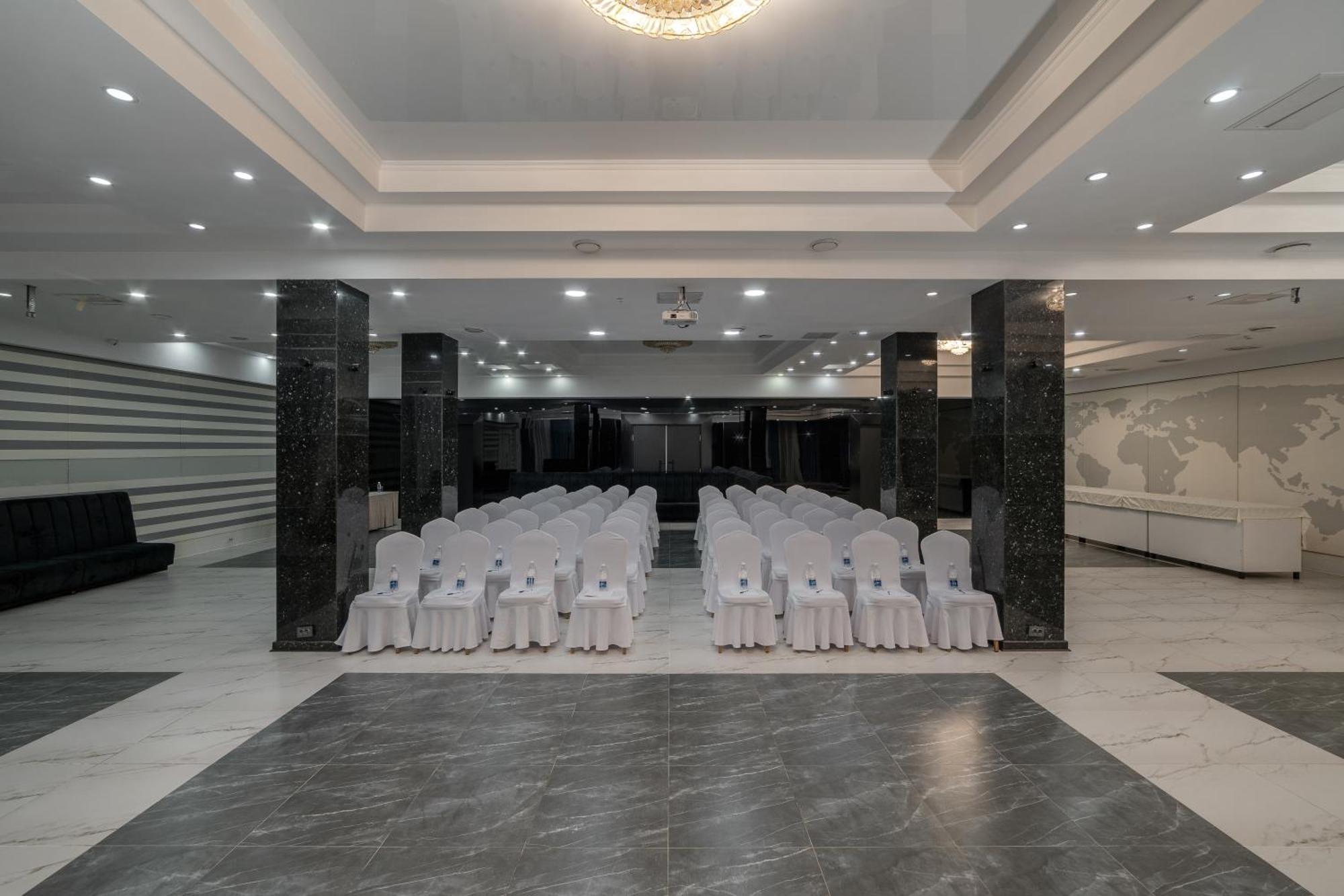 Hotel Jannat Regency Biszkek Zewnętrze zdjęcie