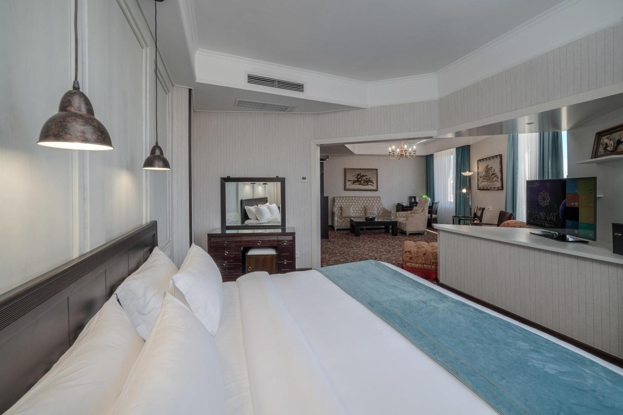 Hotel Jannat Regency Biszkek Pokój zdjęcie