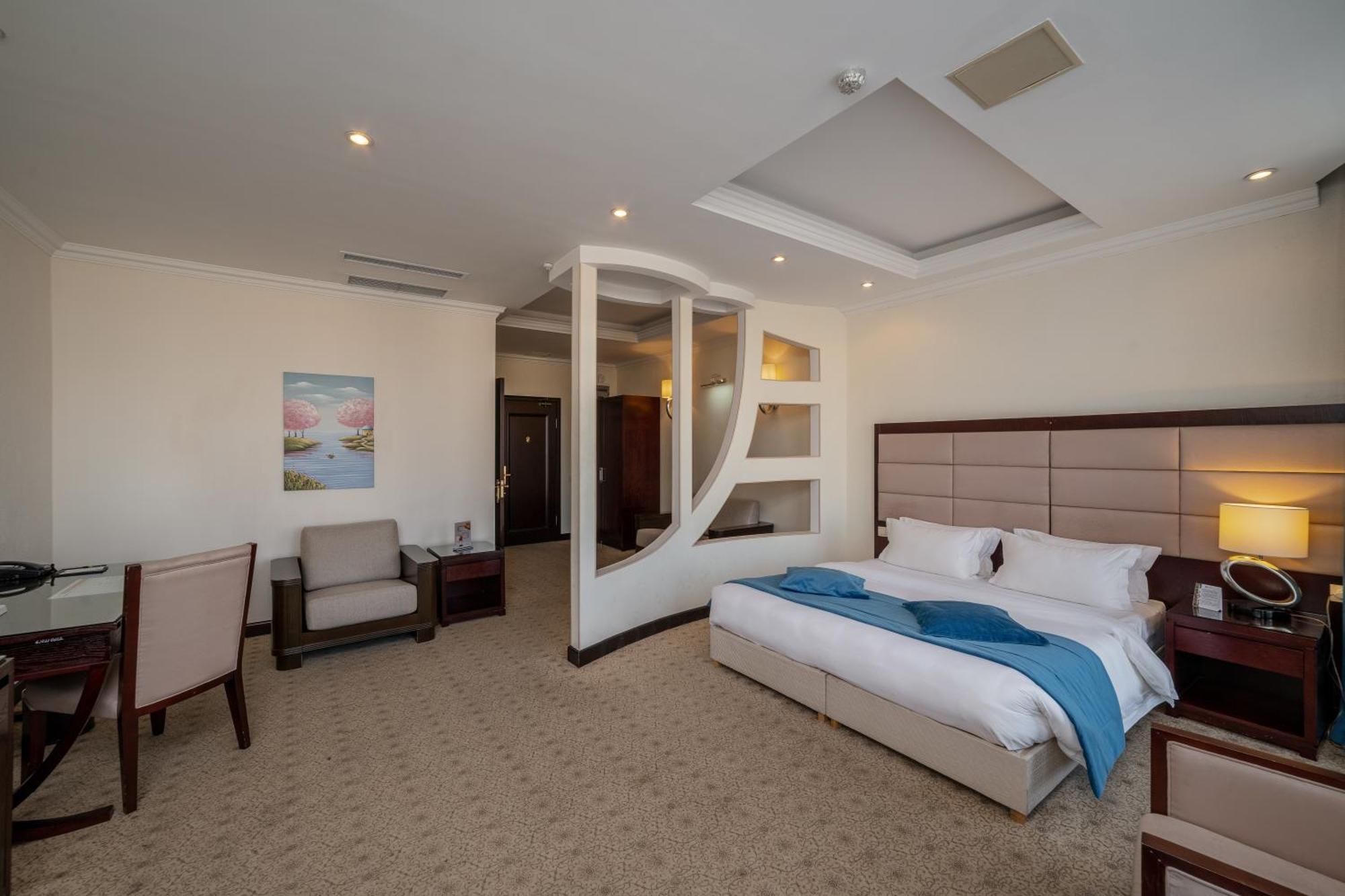Hotel Jannat Regency Biszkek Pokój zdjęcie