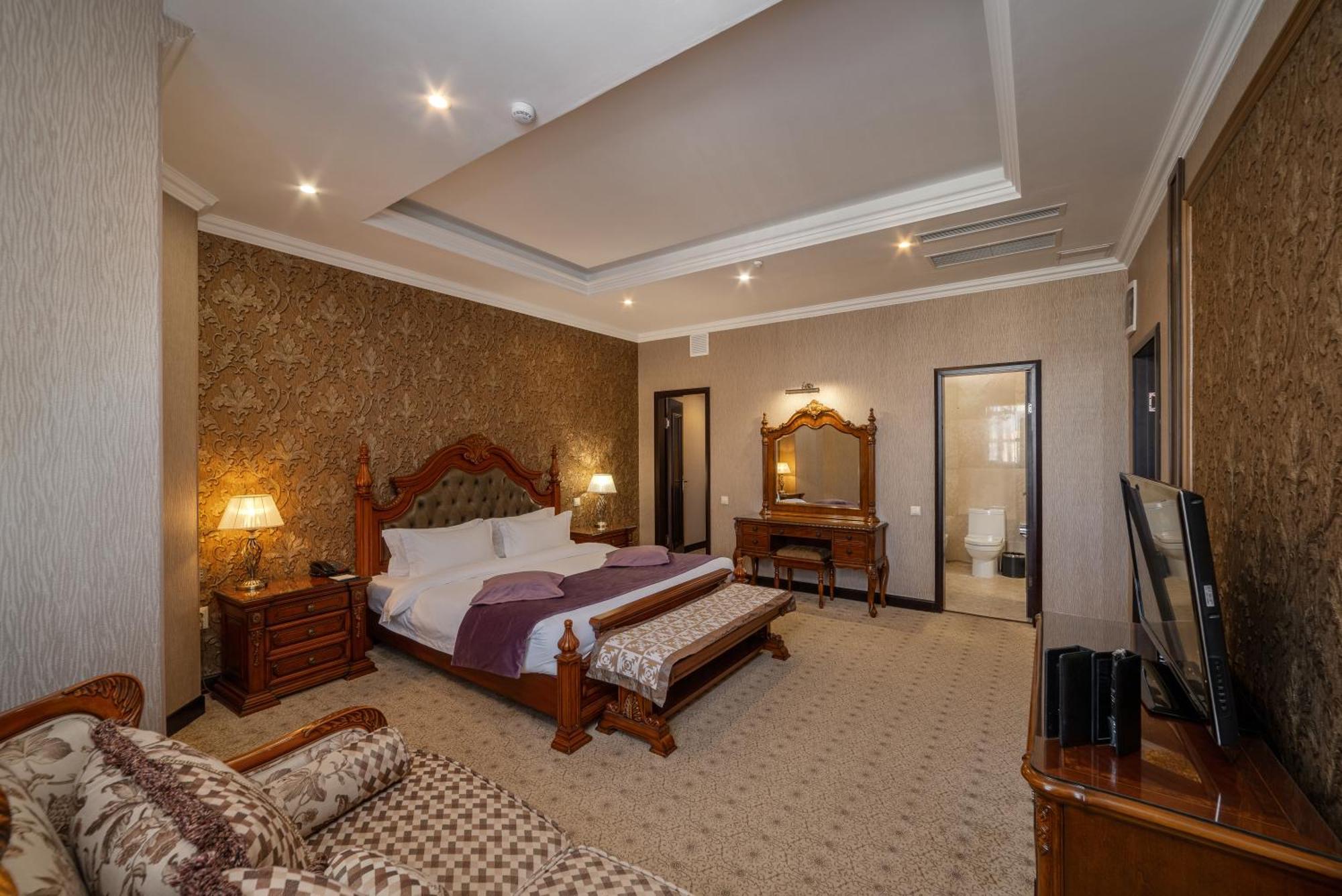 Hotel Jannat Regency Biszkek Pokój zdjęcie
